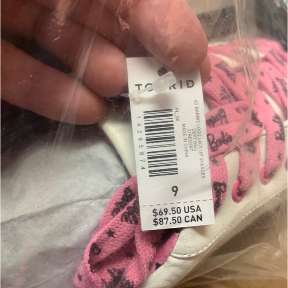 *HOST PICK* NEW Torrid 9 Wide Barbie White & Pink Faux Leather Sneakers - Picture 9 of 9